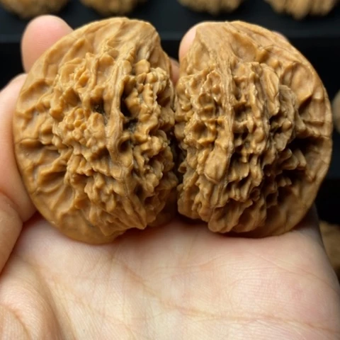 吊坠文玩核桃文玩9