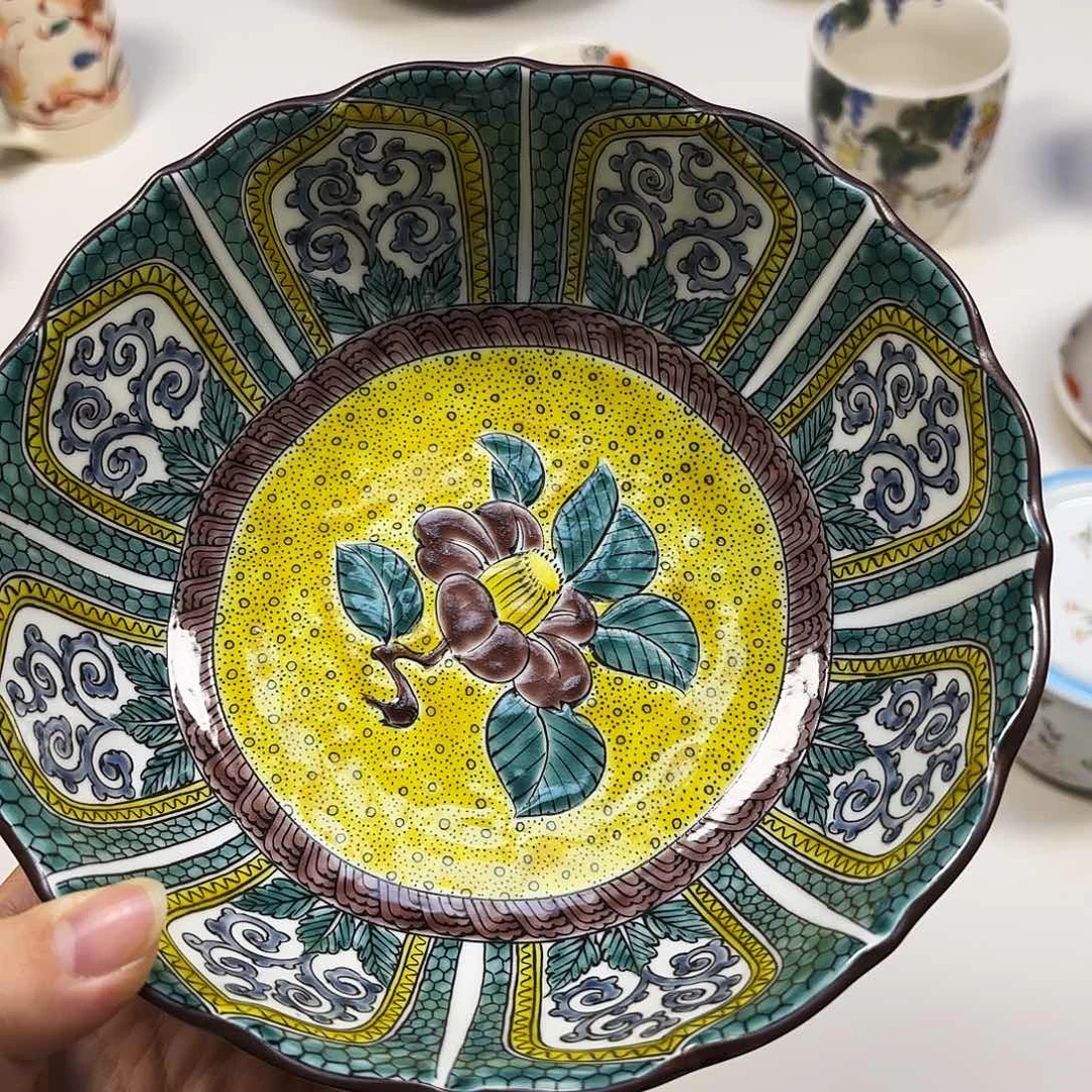 陶作家器 钵。