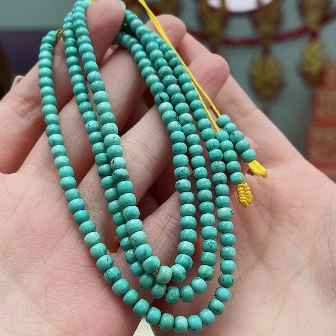 绿松石颈饰未镶嵌