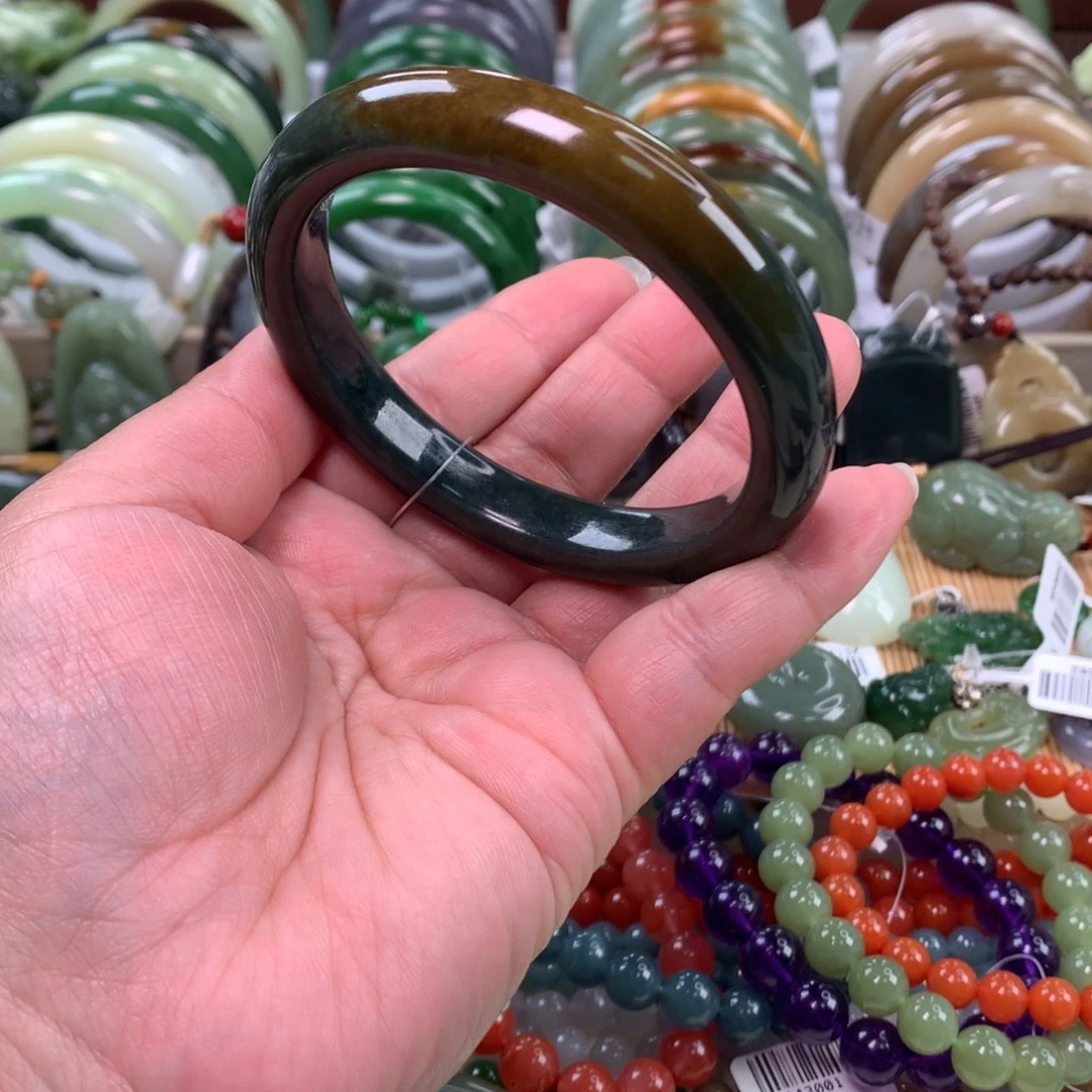 和田玉未镶嵌手镯61.2口径