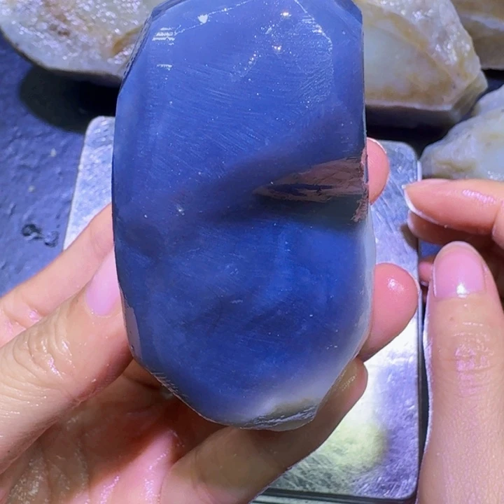 和田玉未镶嵌珠宝半成品