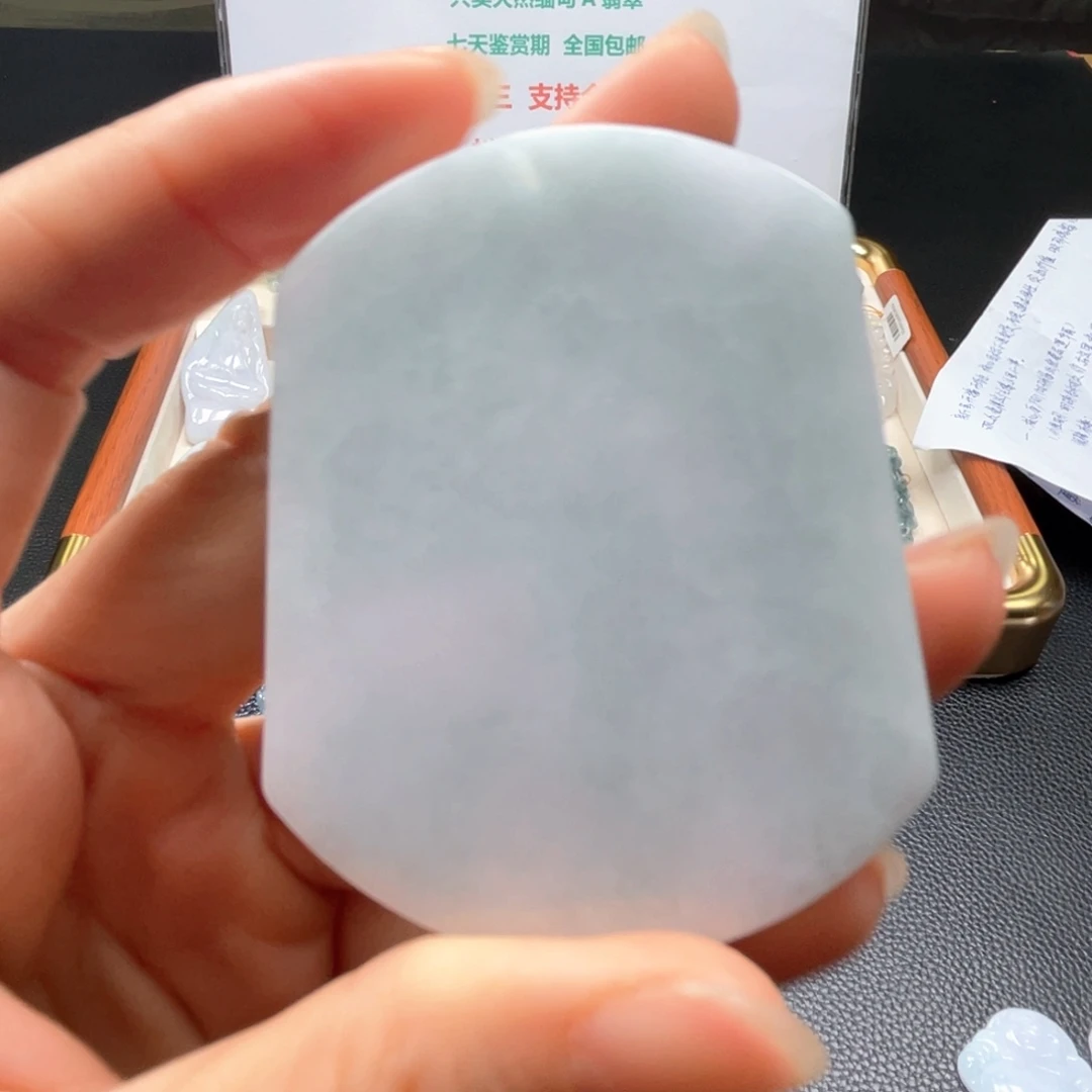 翡翠未镶嵌颈饰翡翠20