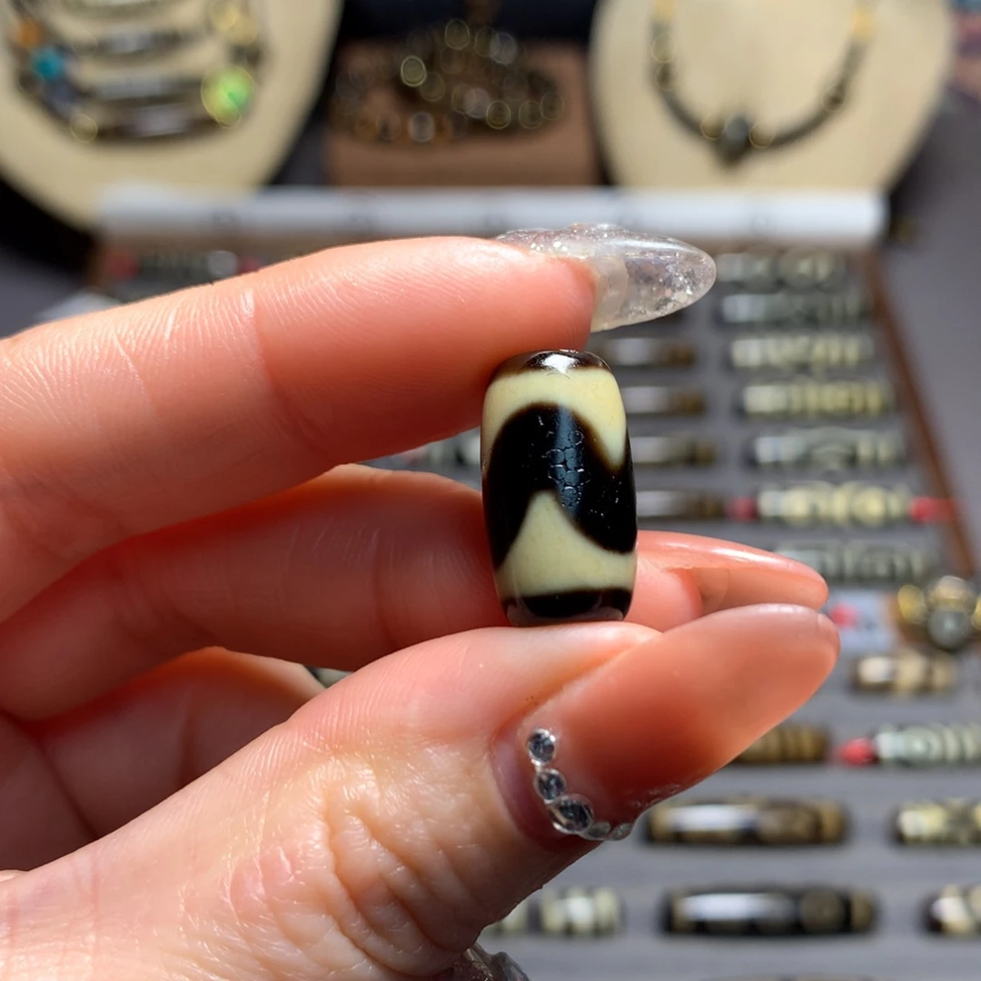 玛瑙/玉髓吊坠(赠链)未镶嵌雾***1