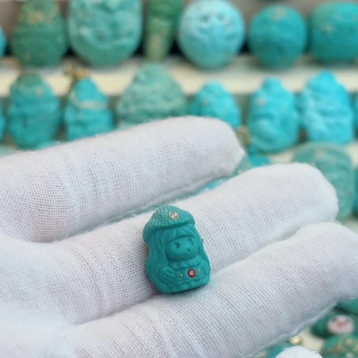 未镶嵌绿松石珠宝奇石