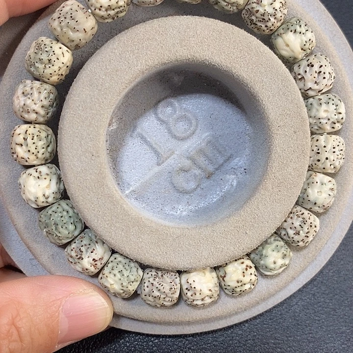 星月菩提手串雕刻新款珠型手串