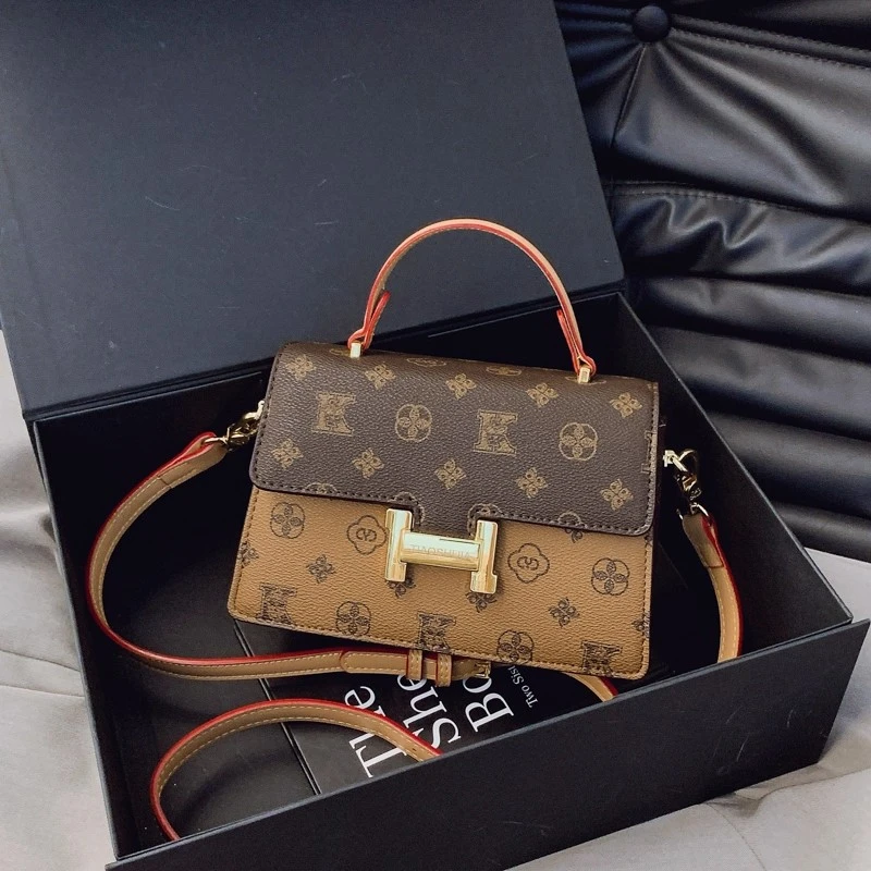 高级感印花小方包包女2025新款印花斜挎小包复古百搭单肩手提女包