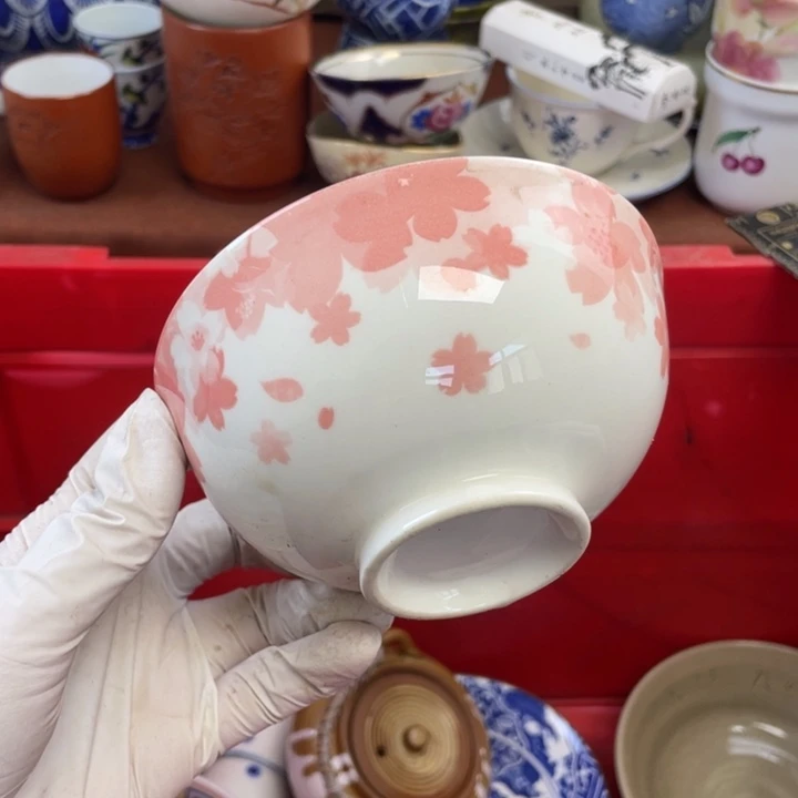 他家瓷器真美…开播了