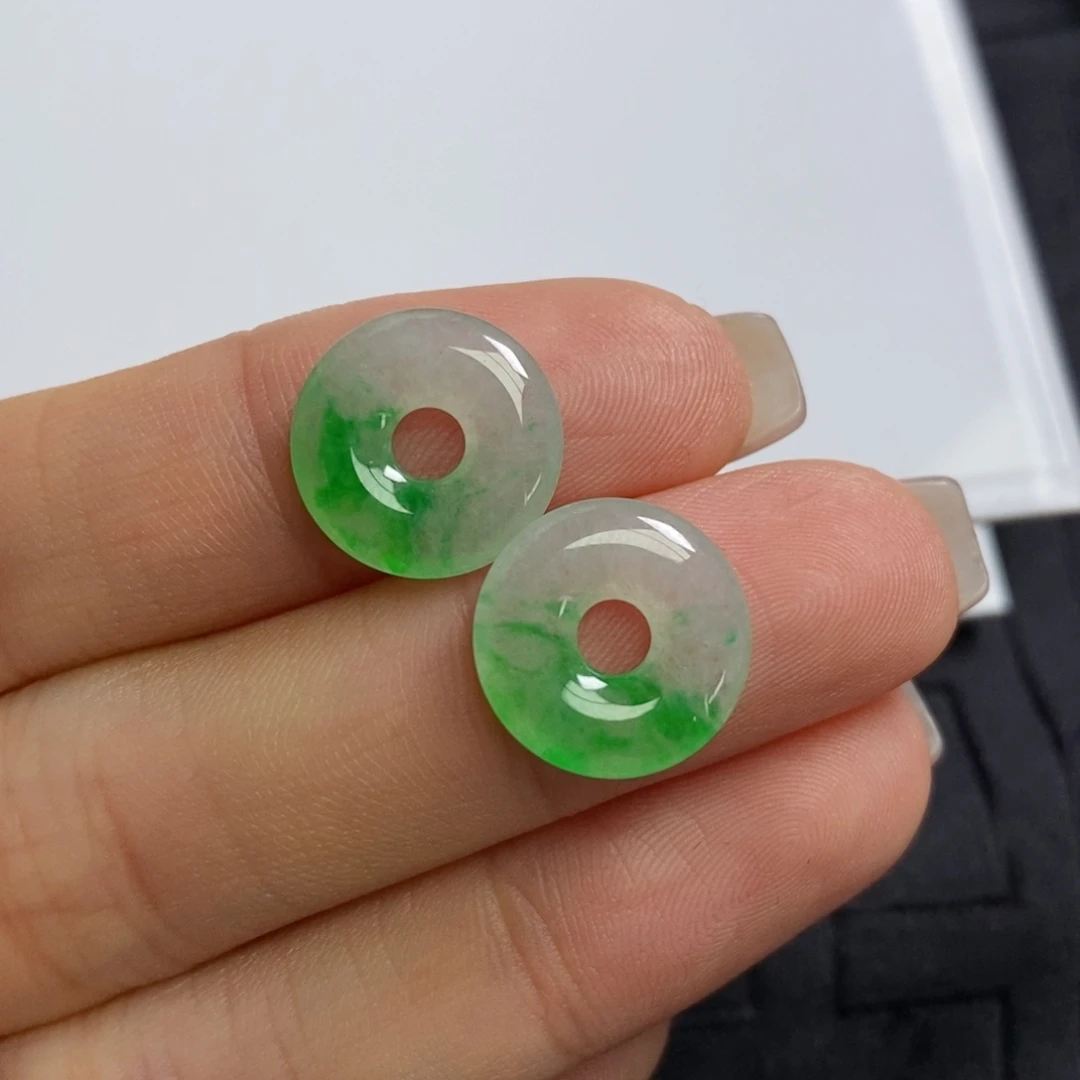 翡翠未镶嵌耳饰飘阳绿色花甜甜圈