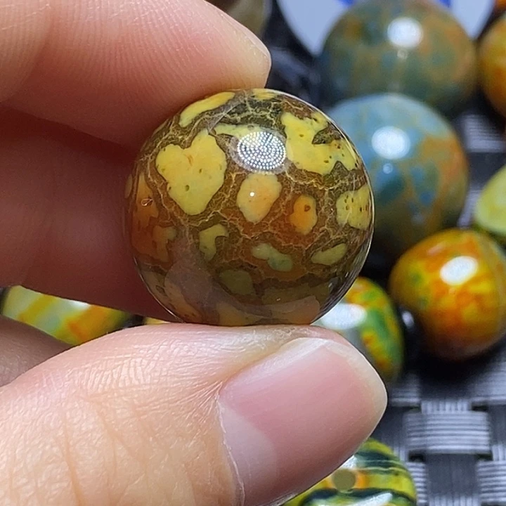 用***6玛瑙/玉髓未镶嵌颈饰