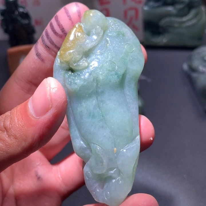翡翠未镶嵌颈饰保真天然a货翡翠