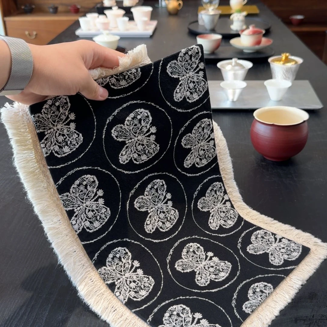 两条棉麻茶席各一