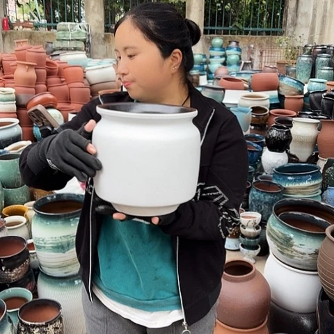 口21高22瑕疵一个盆子。