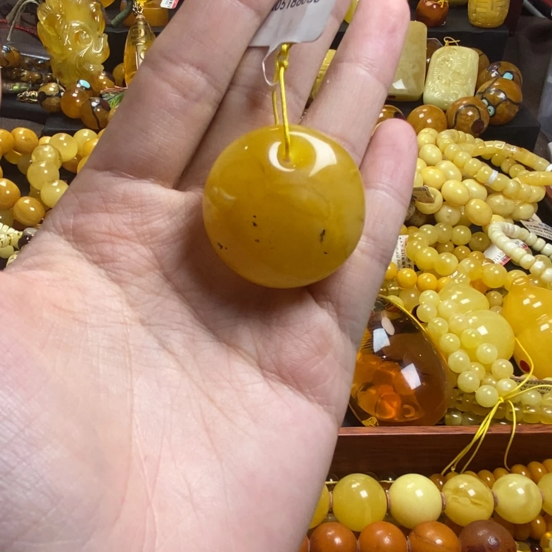 琥珀未镶嵌珠宝奇石蜜蜡