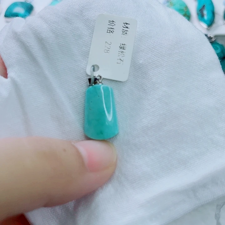 未镶嵌南红玛瑙珠宝奇石