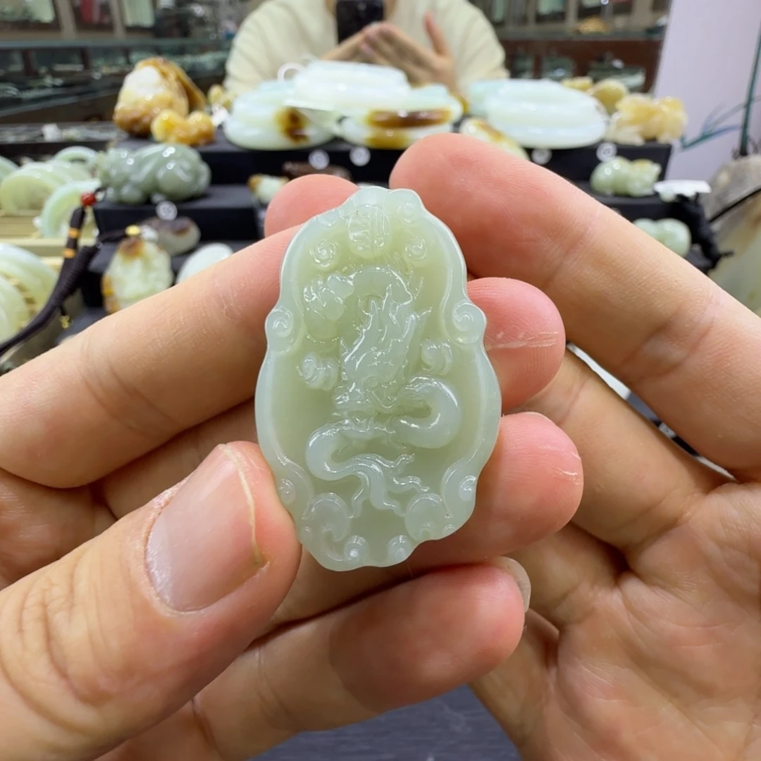 和田玉未镶嵌吊坠(赠链)新疆和田玉龙