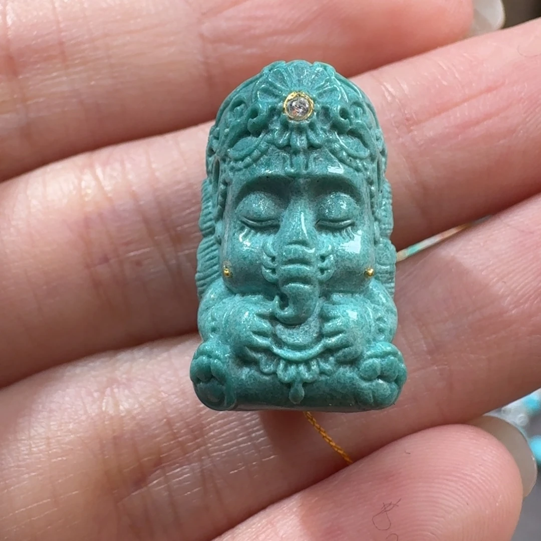 绿松石未镶嵌珠宝半成品雾霾蓝象神