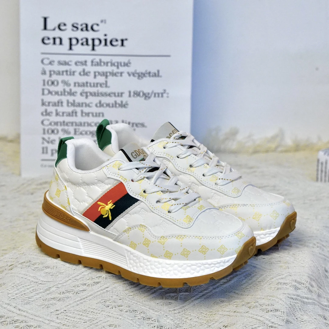 2025轻奢百搭潮流阿甘鞋休闲户外运动高端鞋