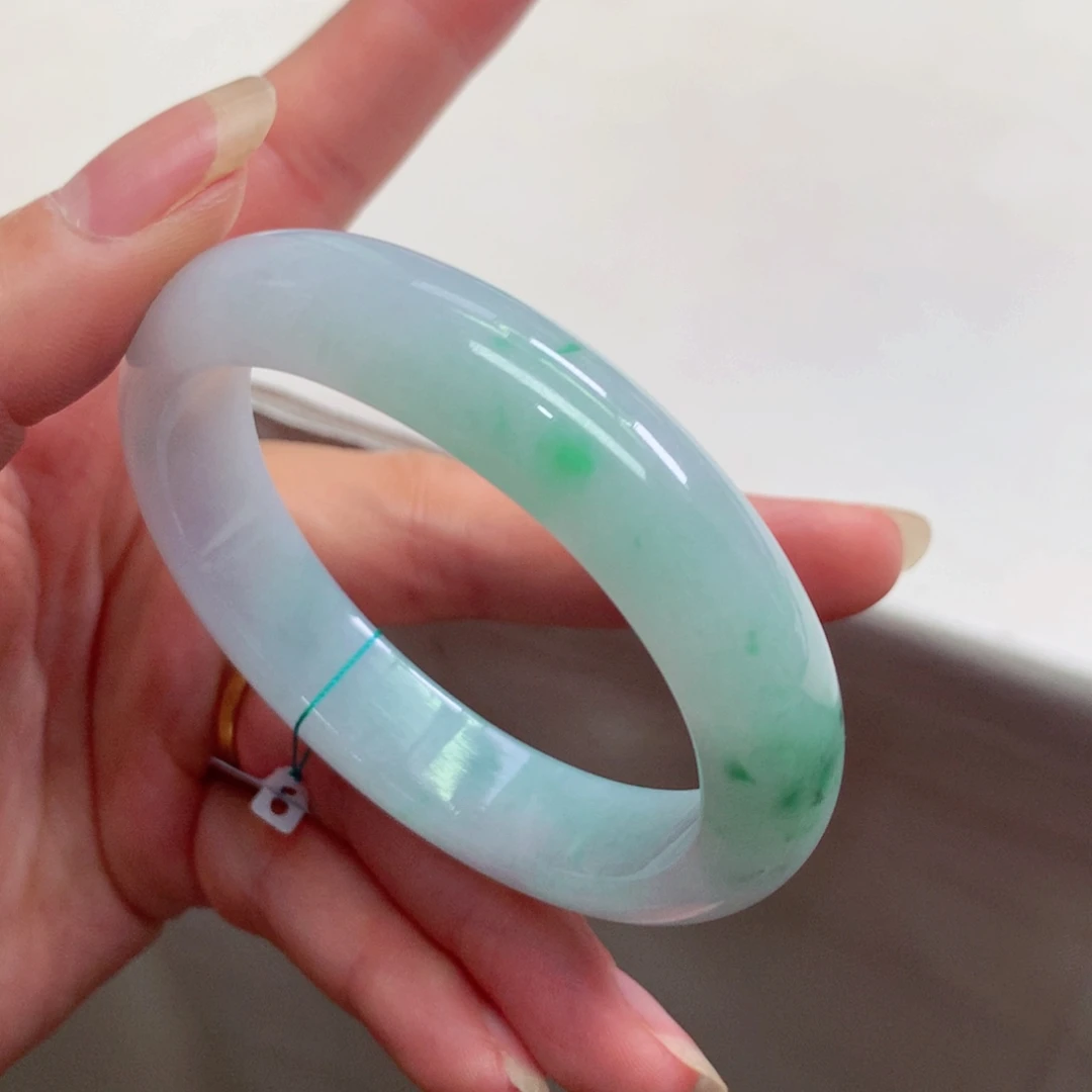 翡翠未镶嵌手镯天然翡翠手镯