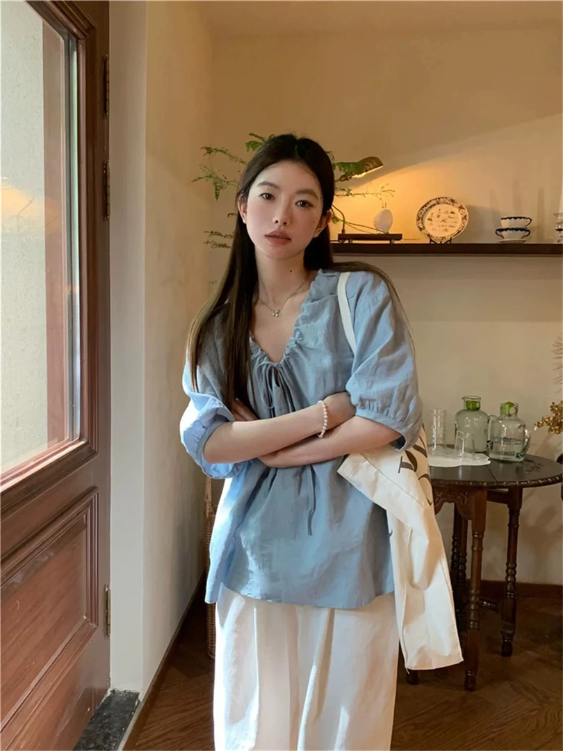 60016抽绳V领蓝色衬衫女高级感2025年夏季新款法式褶皱宽松上衣