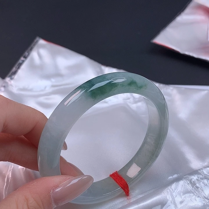 翡翠未镶嵌手镯58