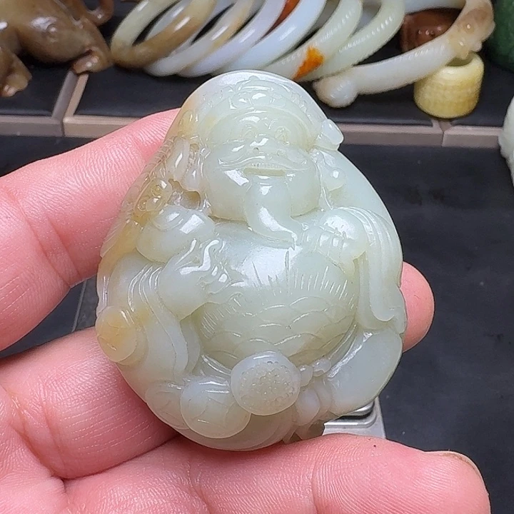 和田玉未镶嵌挂件