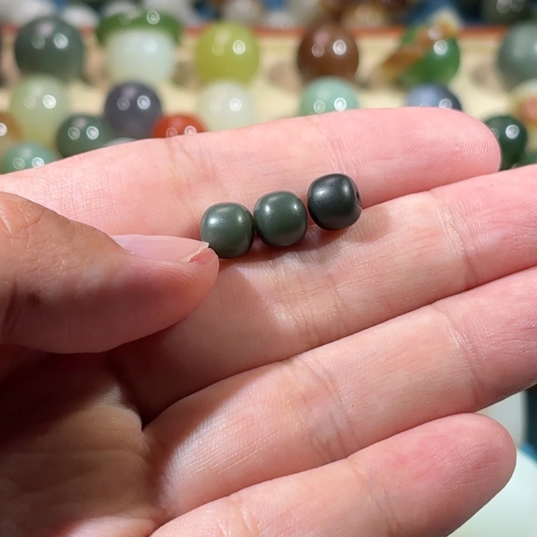 一***提和田玉（糖玉）未镶嵌挂件