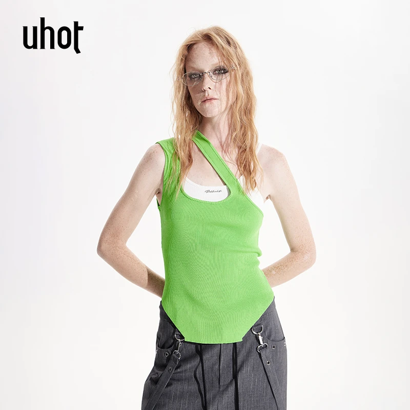 【欧若风】Auuuu/uhot无袖运动短款时尚休闲打底背心UWWS3Z150