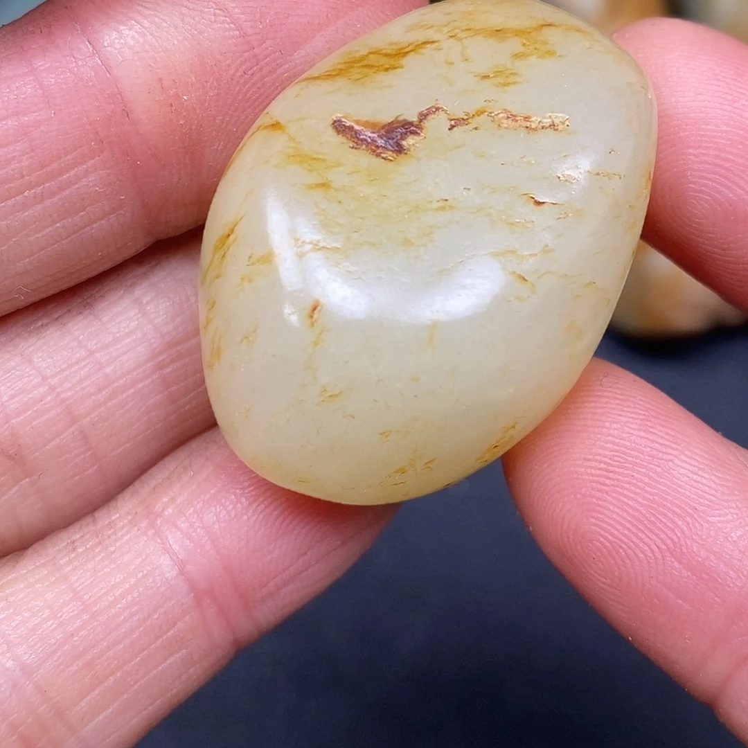 和田玉未镶嵌珠宝奇石