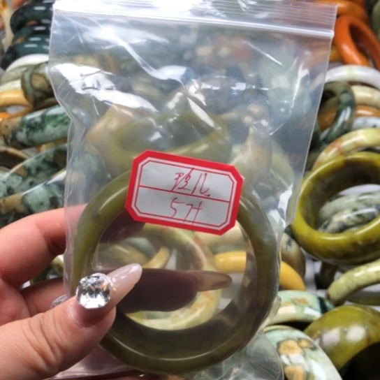 蛇纹石玉未镶嵌手镯玲*