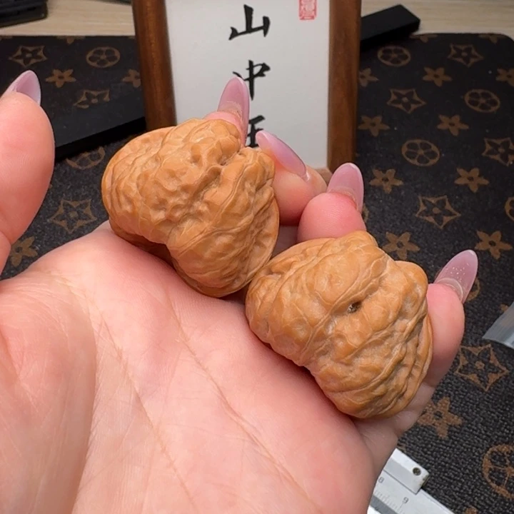 把件文玩核桃36.5蛤蟆头