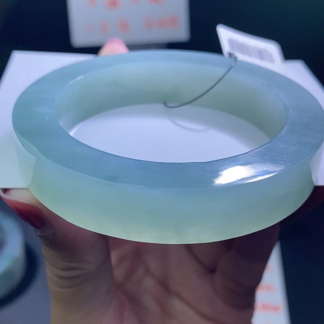 未镶嵌翡翠定制翡翠