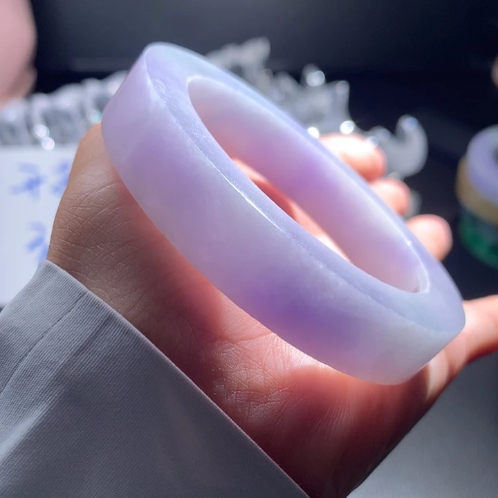 未镶嵌手镯定制翡翠