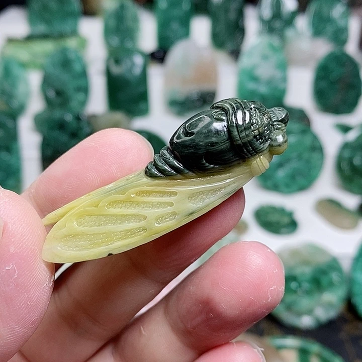 未镶嵌独山玉颈饰