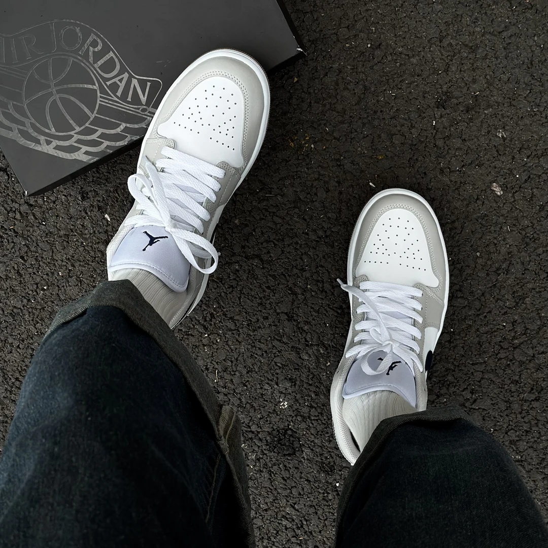 Nike/耐克Jordan 1 Low GS AJ1防滑百搭耐磨低帮白灰色 官方正品