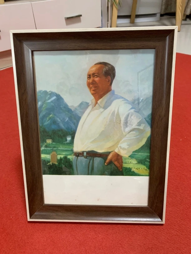 002爷爷相框油画，外框尺寸24✖️31公分，69年原版，包老