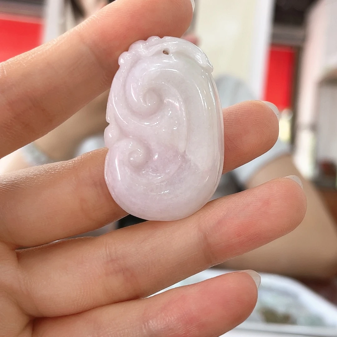 翡翠挂件未镶嵌淡春色如意