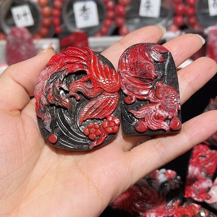 四***、天然辰砂两块雕刻吊坠