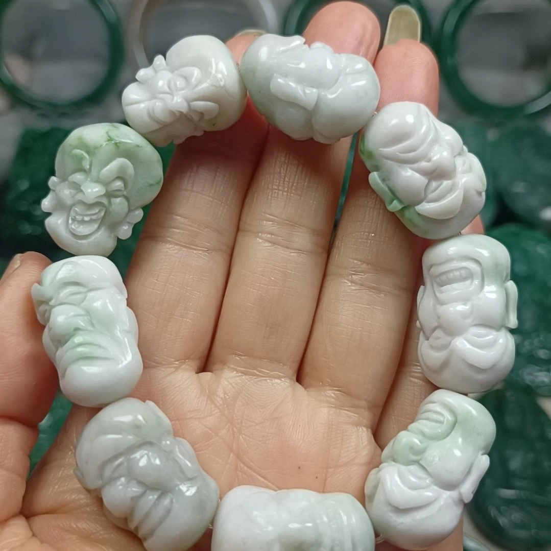 独山玉未镶嵌十八罗汉