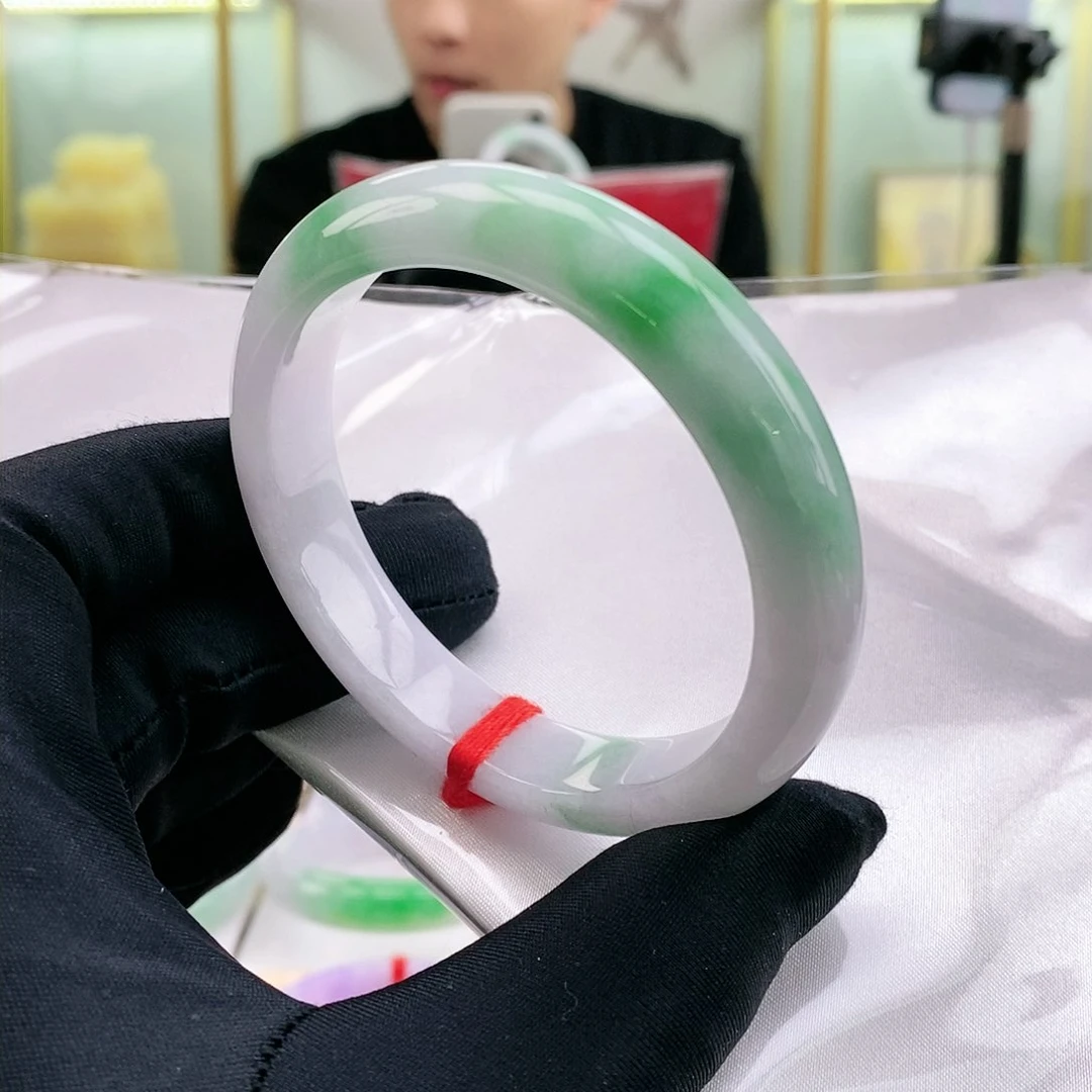 【闪购商品】未镶嵌手镯翡翠