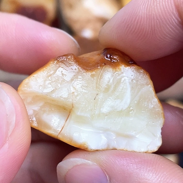 未镶嵌定制琥珀定制