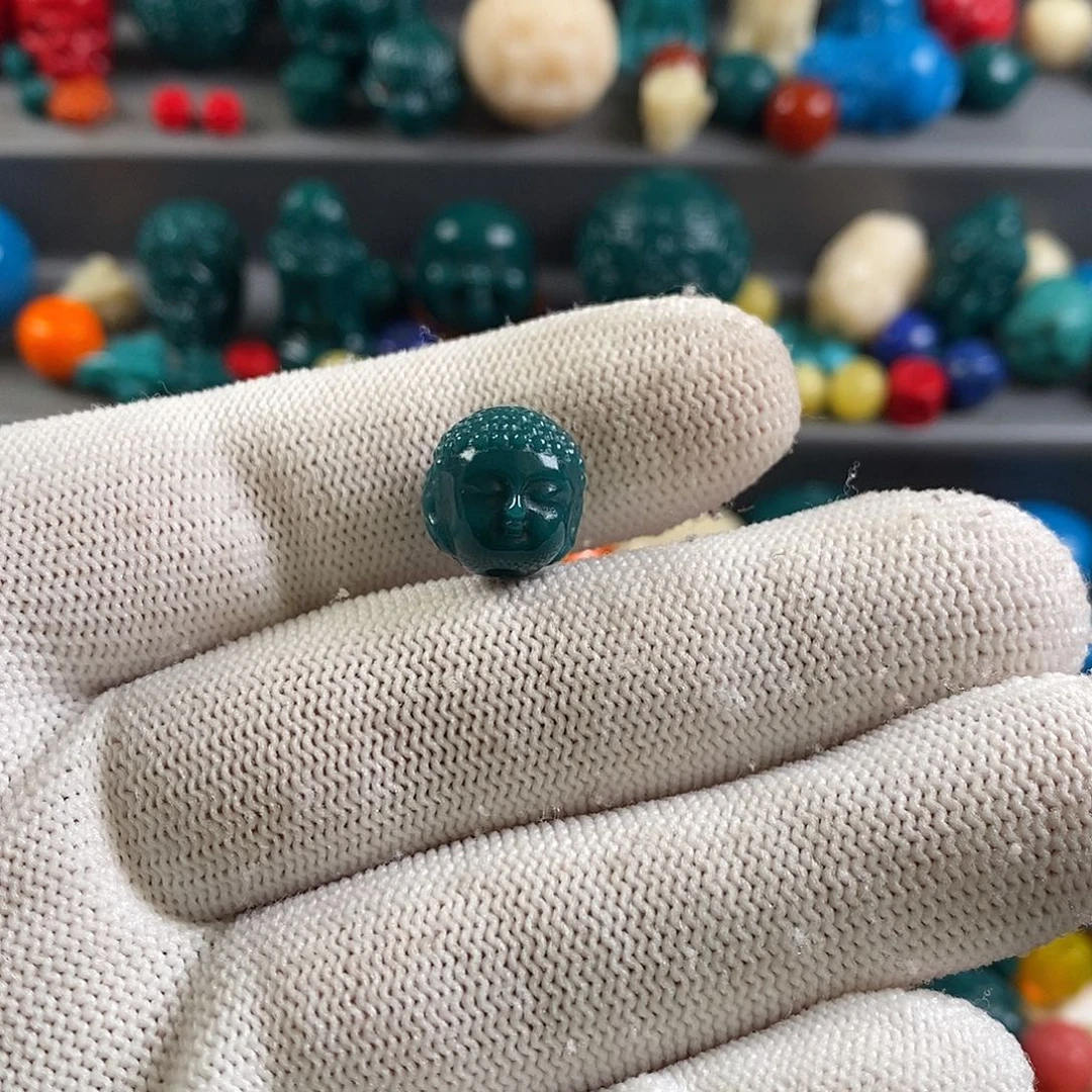 颈饰琉璃尺寸12左右瑕疵