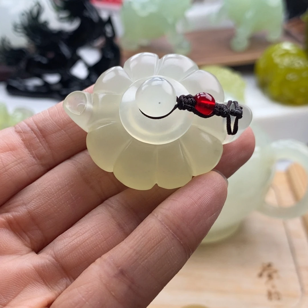 岫玉未镶嵌四大名玉手把壶