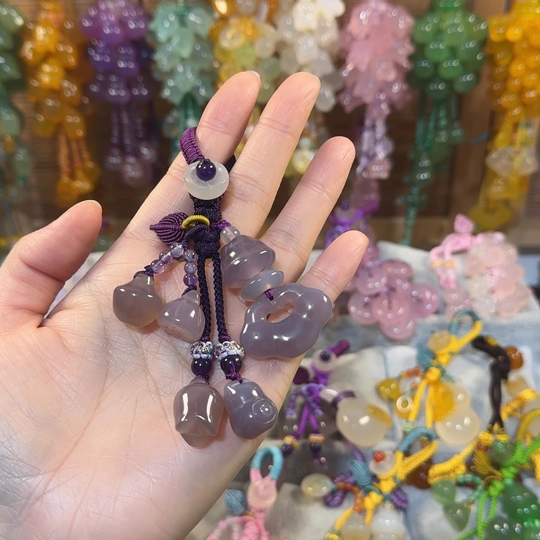 玛瑙/玉髓未镶嵌钥匙挂件