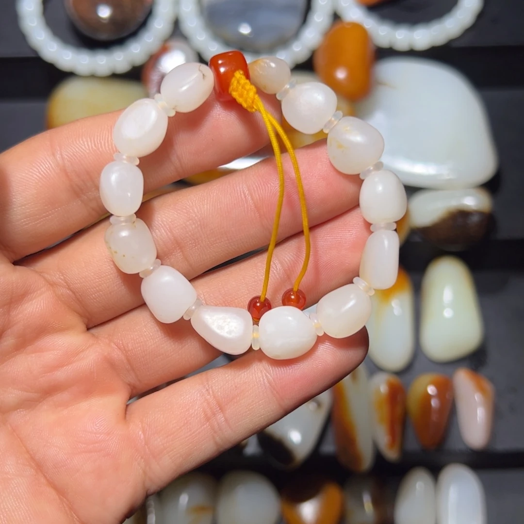 和田玉未镶嵌挂件22.1克无修