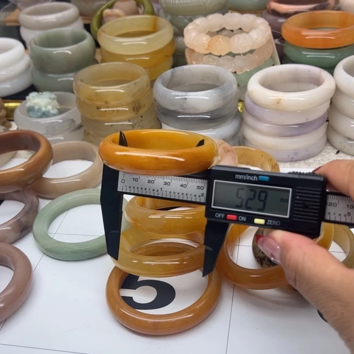 石英岩玉合金手镯