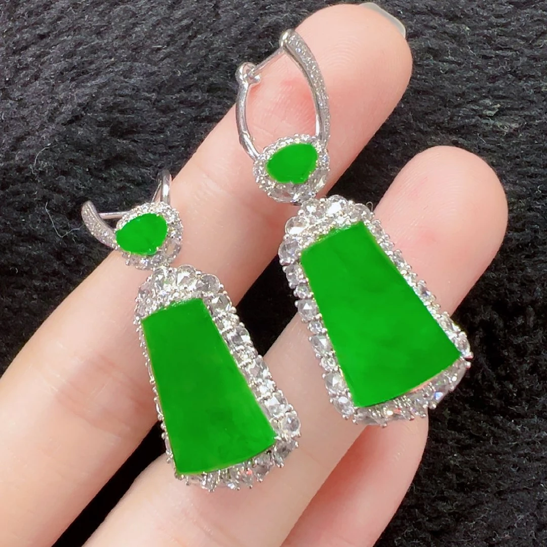 翡翠18K金镶嵌耳饰签收后24小时鉴赏期