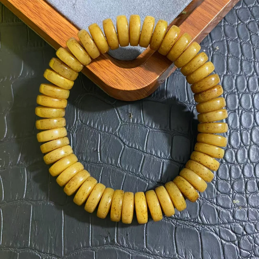 精品云藏天根手链丫4656