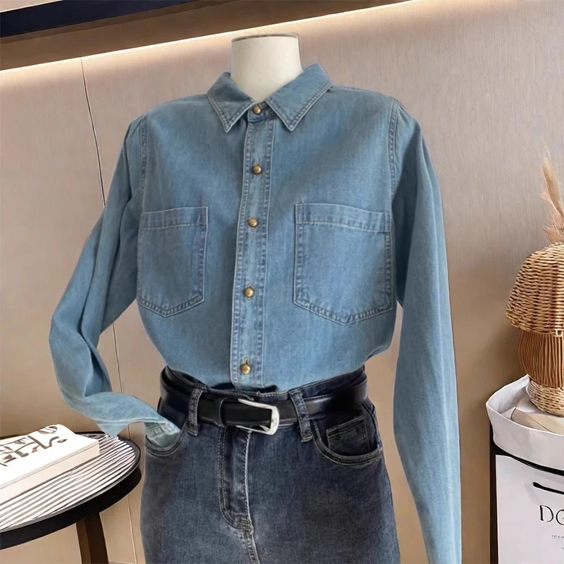 2025年新款浅蓝色做旧叠穿正肩牛仔衬衫女港味气质复古百搭衬衣潮