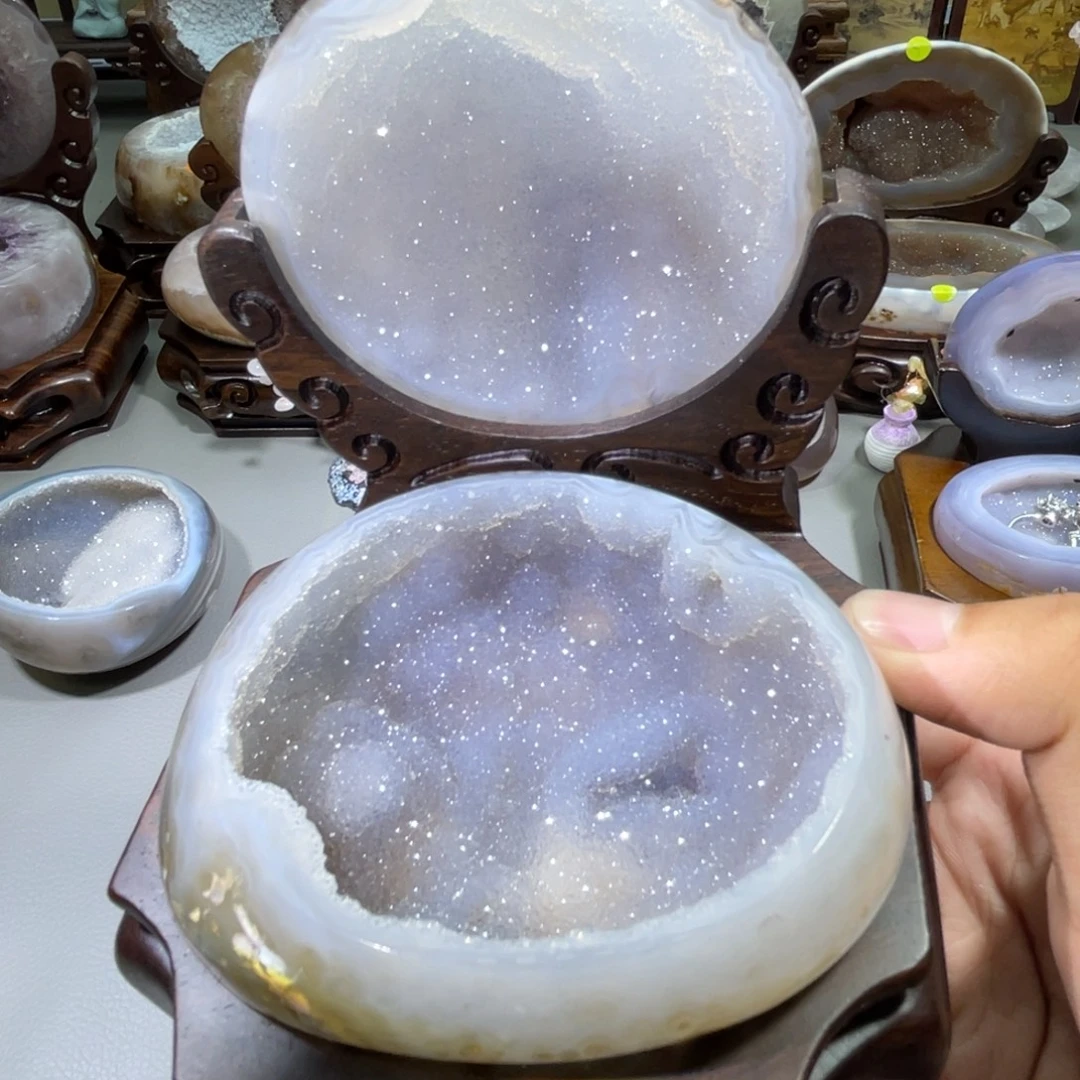 未镶嵌水晶摆件聚宝盆