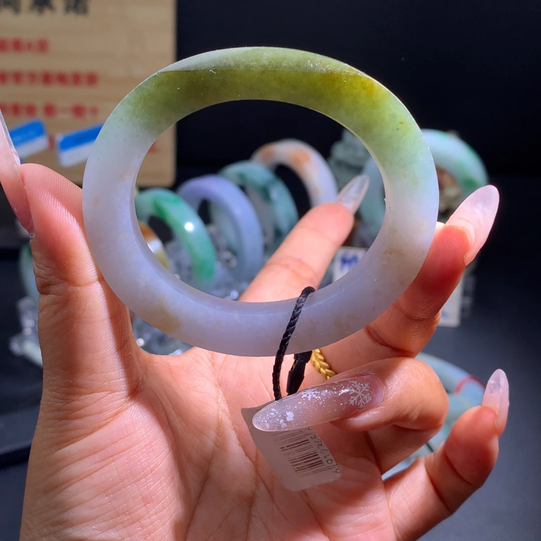 定制翡翠未镶嵌贵妃